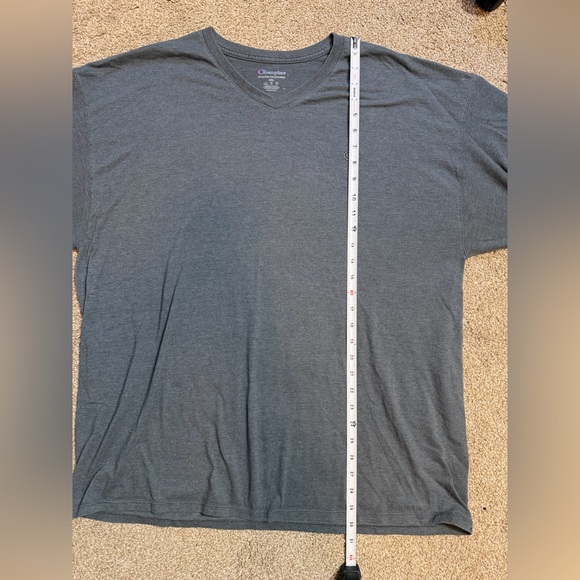 Champion Men's XXL Dark Gray V-Neck T-shirt - Picture 6 of 6